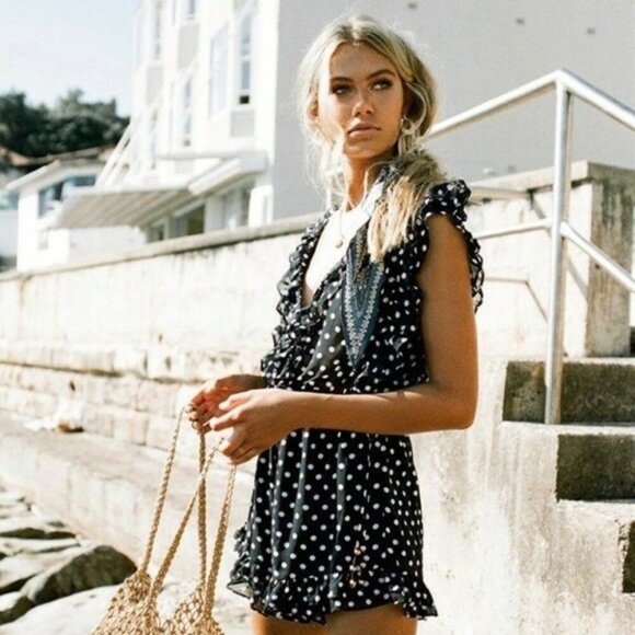 SABO SKIRT Eryka Speck Polka Dot Ruffle Sleeveless V Neck Romper Onesie Playsuit - Picture 10 of 10